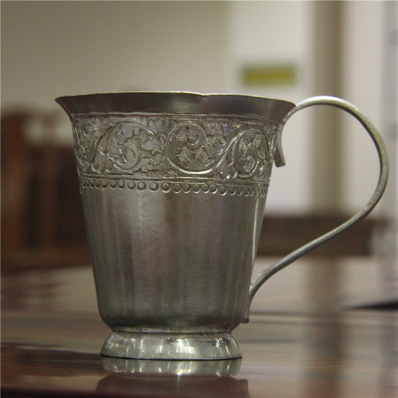 柬埔寨工艺品 银质水杯